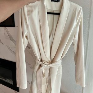 PrettyLittleThing belt tie blazer in off-white